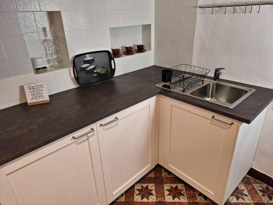 Self Contained City Apartment بيربينيو المظهر الخارجي الصورة